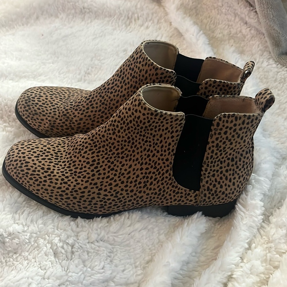 Cheetah Print Heeled Booties